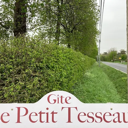 Du Petit Tesseau * Candé