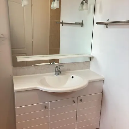 Du Petit Tesseau Candé