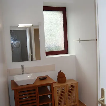 Du Petit Tesseau Ferienhaus *